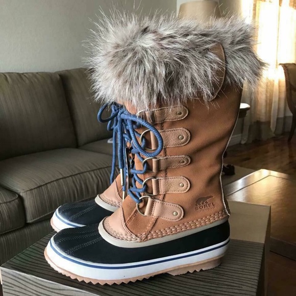 Sorel Shoes - New in Box Sorel Joan of Arctic